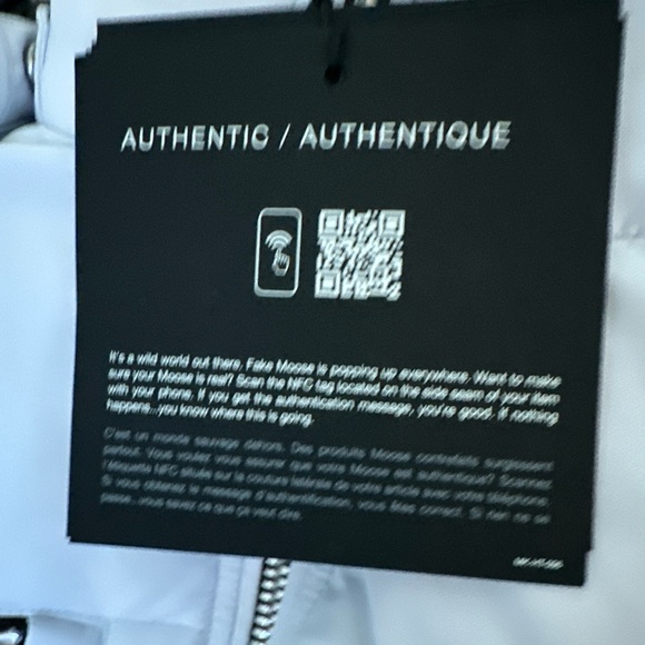 White Moose Knuckles Bomber Jacket - Picture 7 of 8